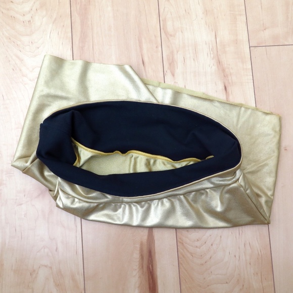 American Apparel Mini Skirt - Picture 6 of 8